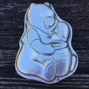 1995 Wilton Cake Pan - Winnie The Pooh Bear with Hunny Pot 2105--3000